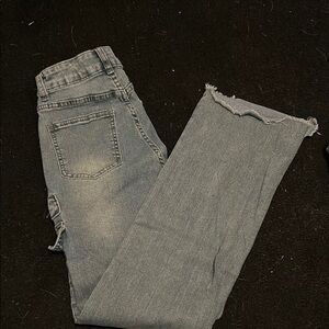 Gray Wide Legged Jeans with Classic Fit